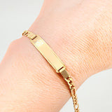 Pulso Figaro Placa 5.85gr / 7 3/4 in / 4mm Oro Amarillo +1 18K ©