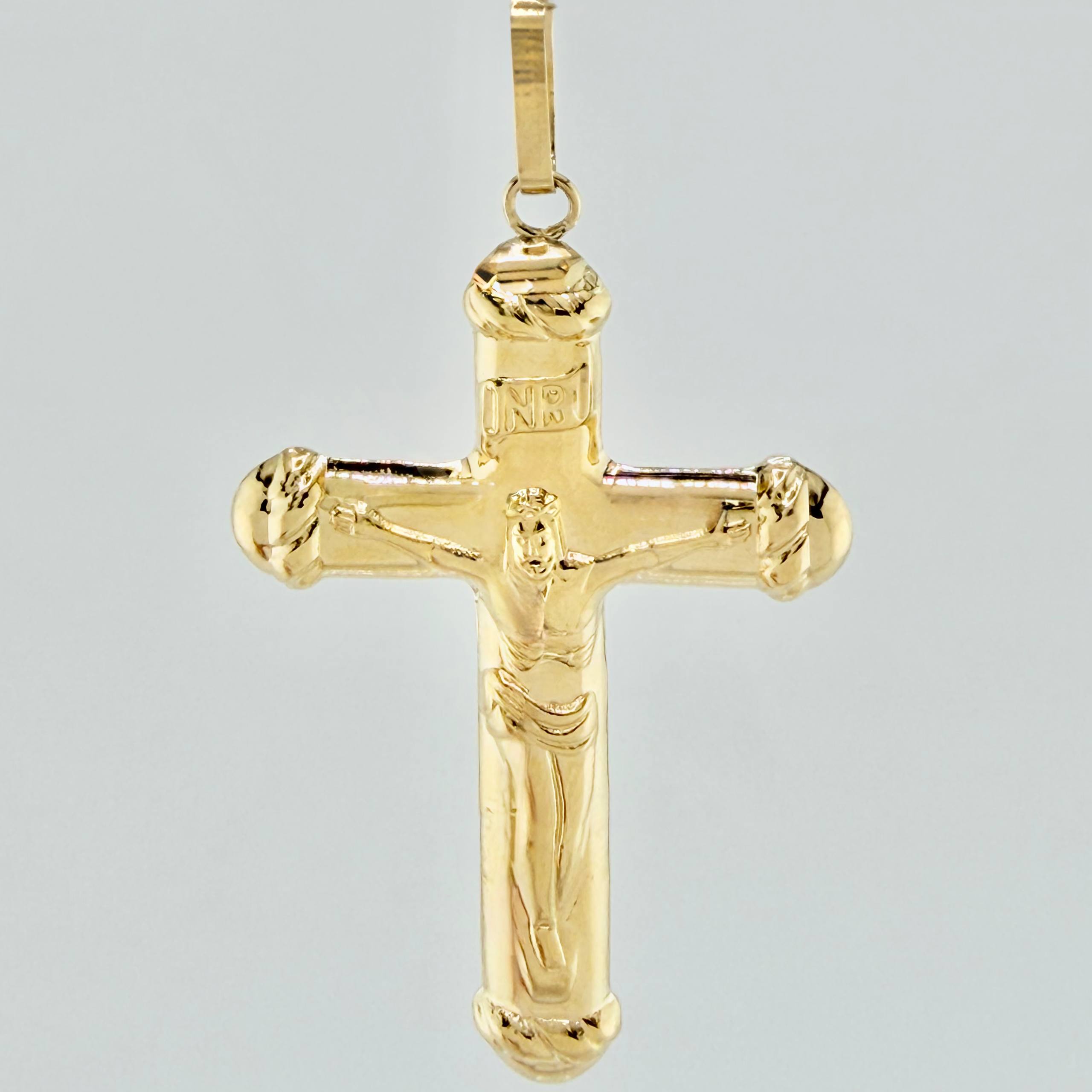 Dije Cruz Cristo 3.05gr / 2 1/4 in / Oro Amarillo 18K *