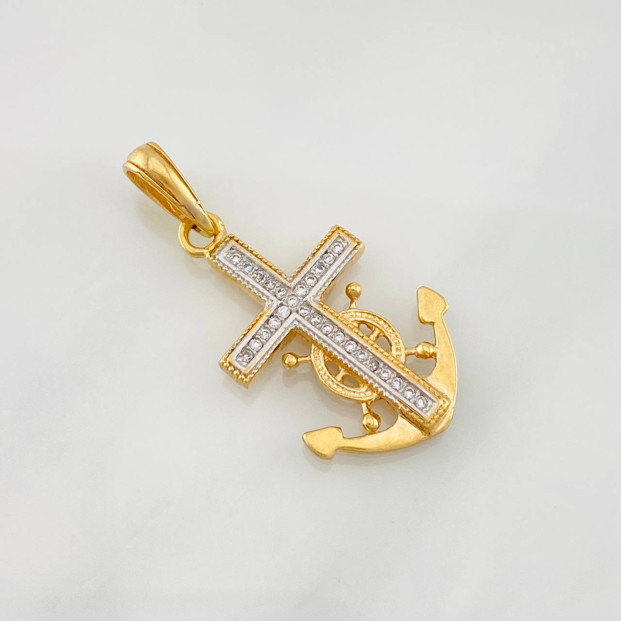 Dije Cruz Alta Mar 3g / 1 1/4 in Dos Oros Amarillo Blanco 18K
