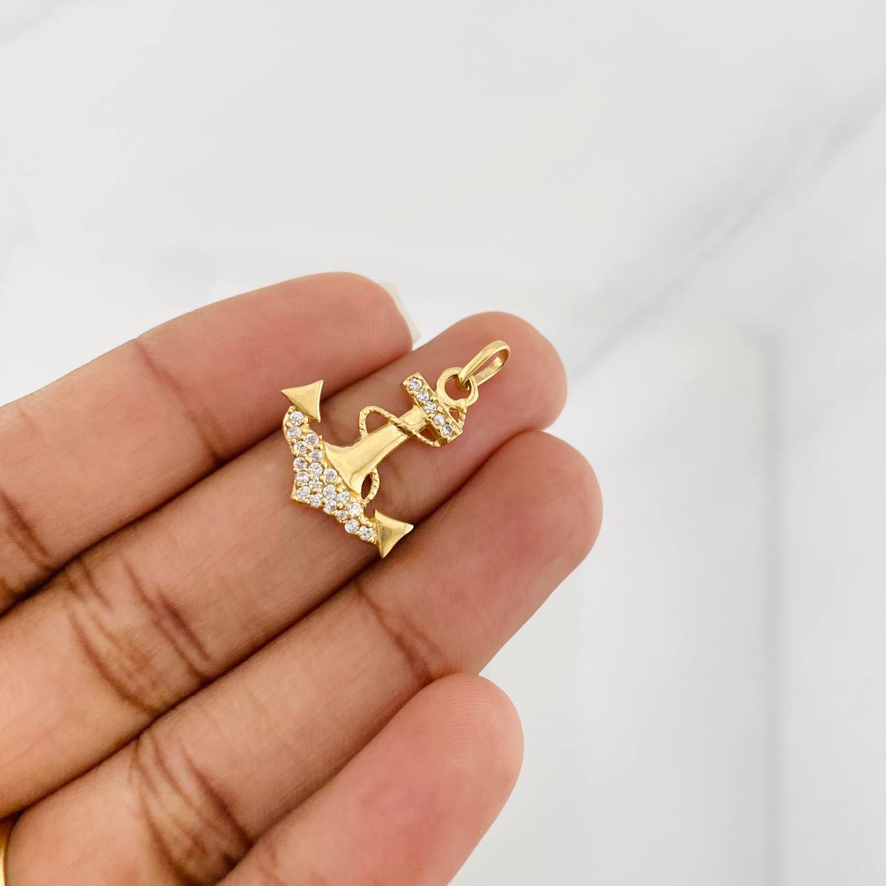 Dije Ancla 1.6g / 1 1/2 in Oro Amarillo 18K