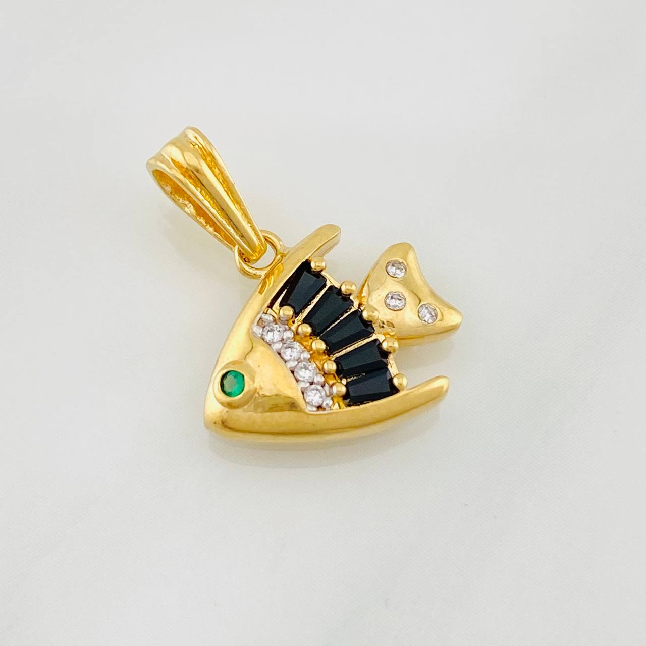 Dije Pez 1.3g / 3/4 in Oro Amarillo 18K