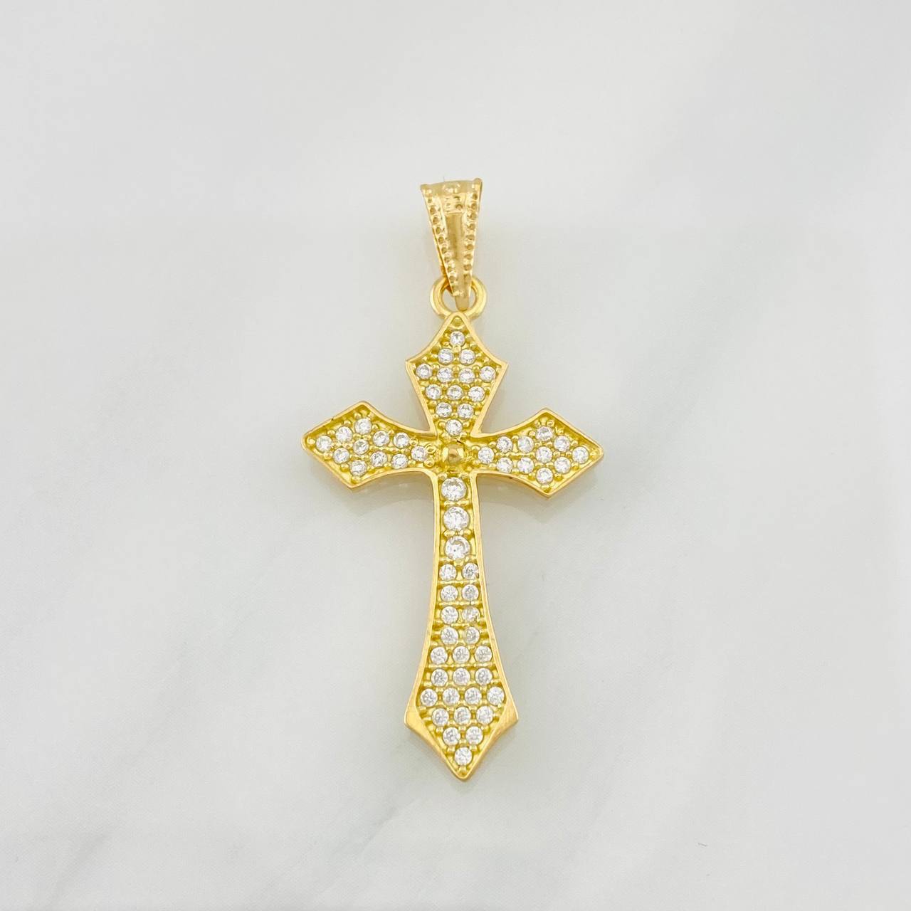 Dije Cruz Gotica 1.95g / 1 1/2 in Oro Amarillo 18K