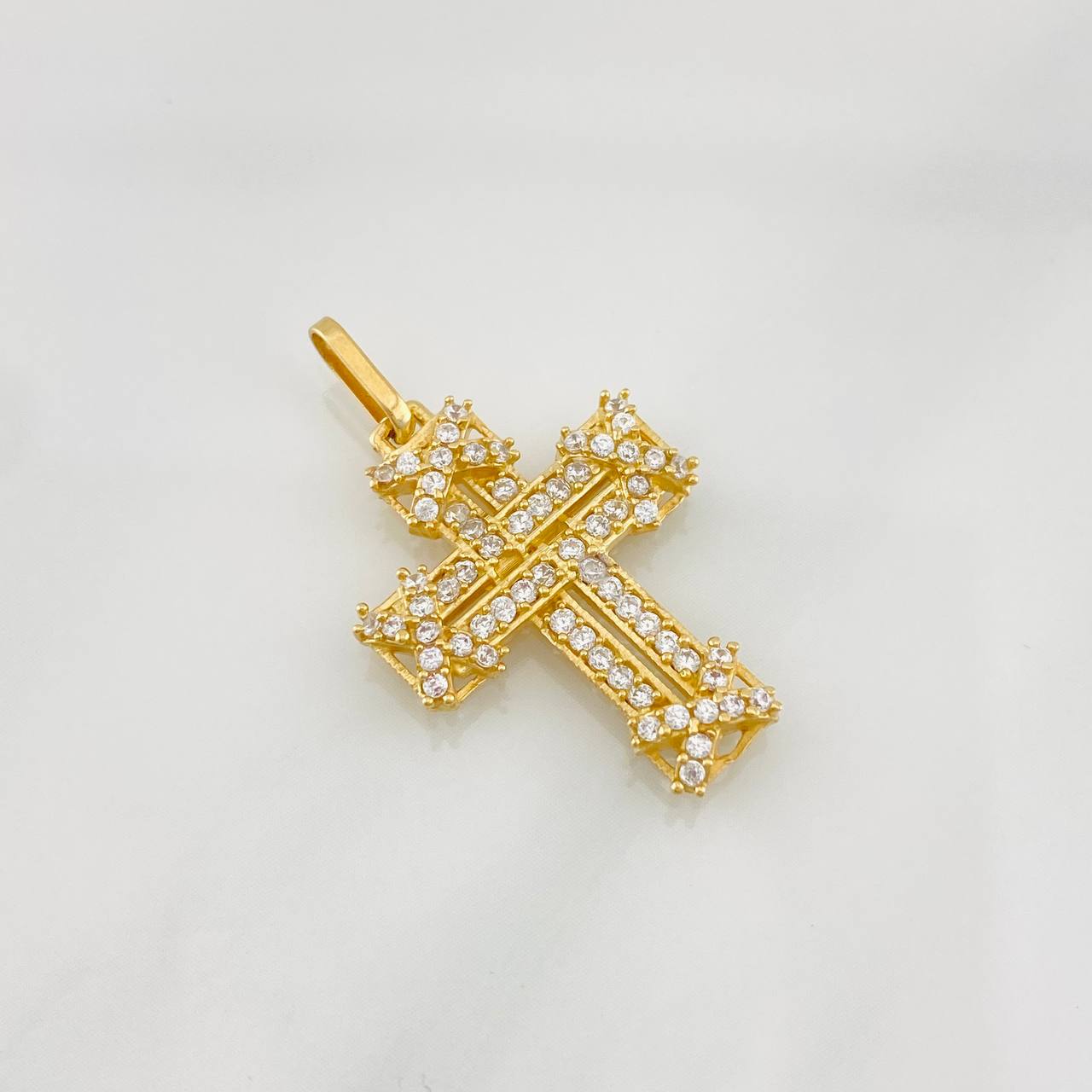 Dije Cruz 2.45g / 1 in Oro Amarillo 18K