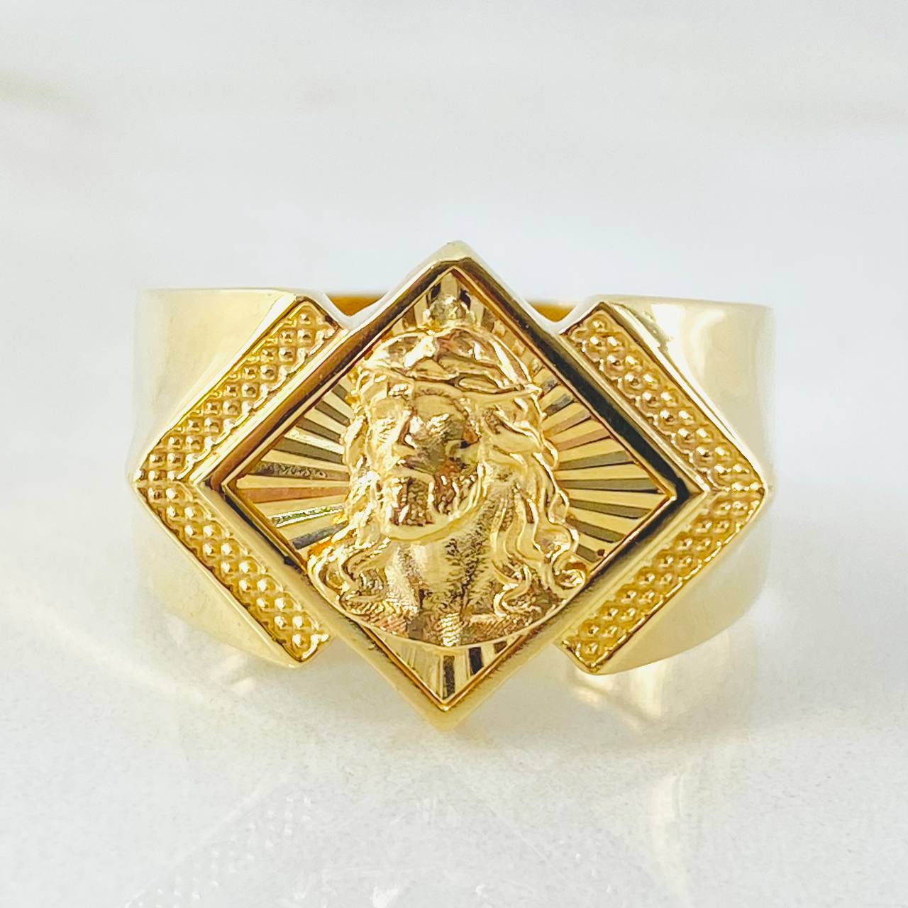 Jesus Face Rhombus Ring 5.65gr / T10 1/4 / 18K Yellow Gold *