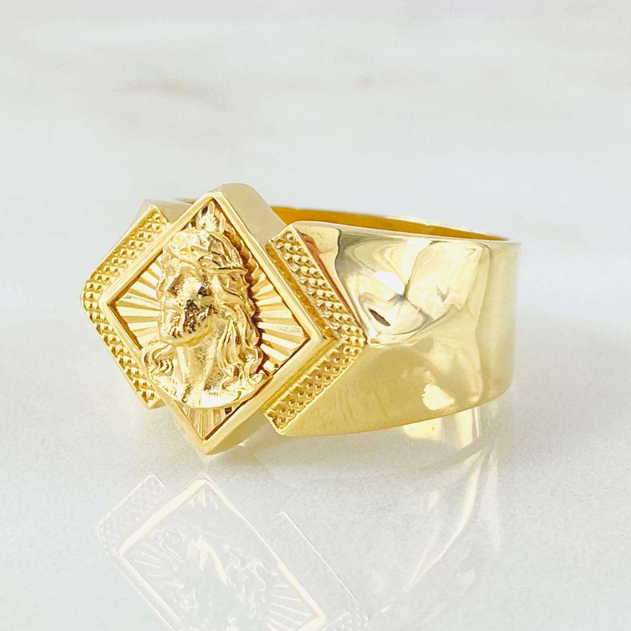 Jesus Face Rhombus Ring 5.65gr / T10 1/4 / 18K Yellow Gold *