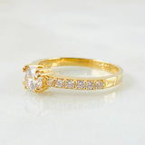 Anillo Solitario Doble Garra 2.7gr / T5 3/4 / Oro Amarillo 18K