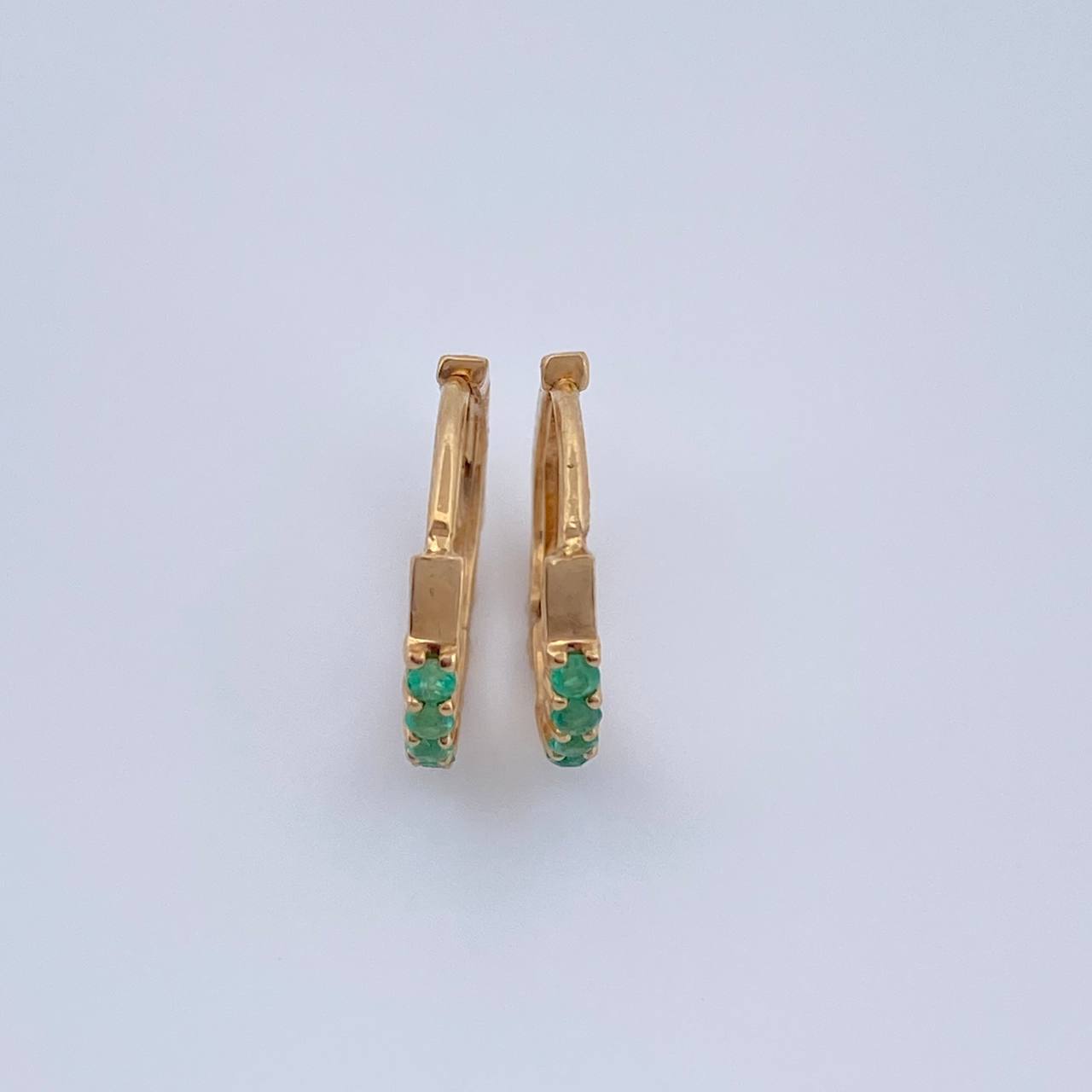 Hoop Earrings Carril Vasteado Emerald 1.05gr / 1/2 in / 18K Gold +