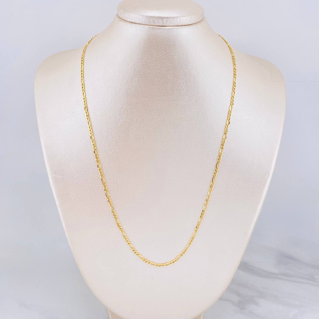 Cadena Fígaro 3.15g / 20 in / 2.4mm Oro Amarillo 18K