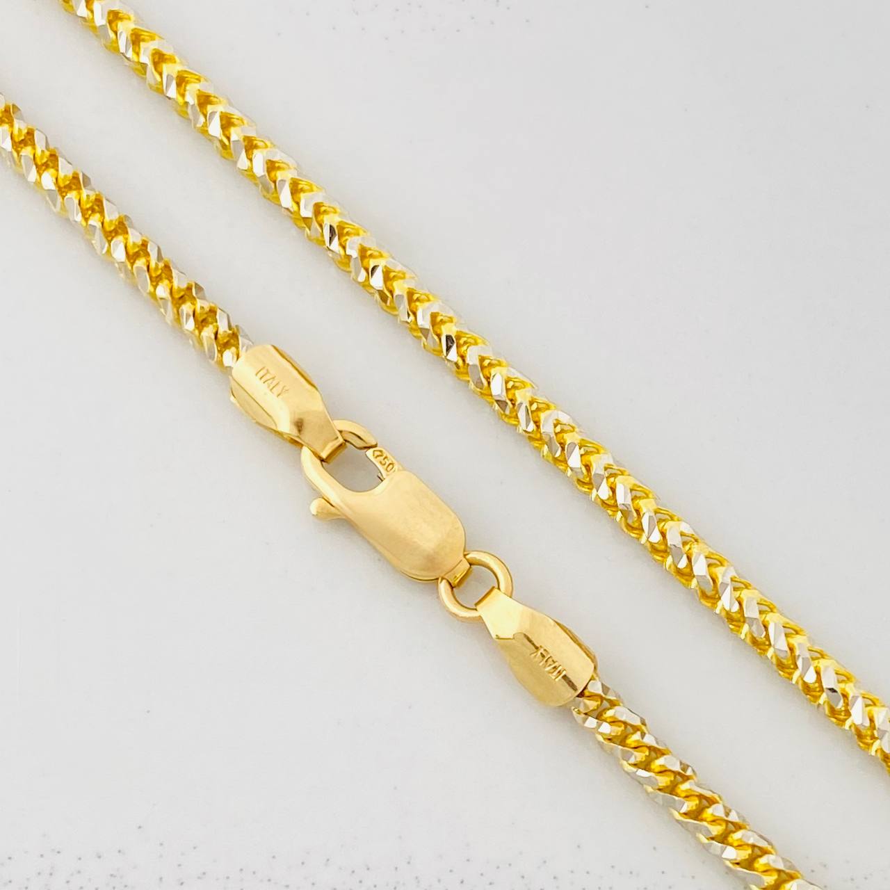 Cadena Franco Diamantada 13.6g / 20 in / 2.05mm Dos Oros Amarillo Blanco 18K