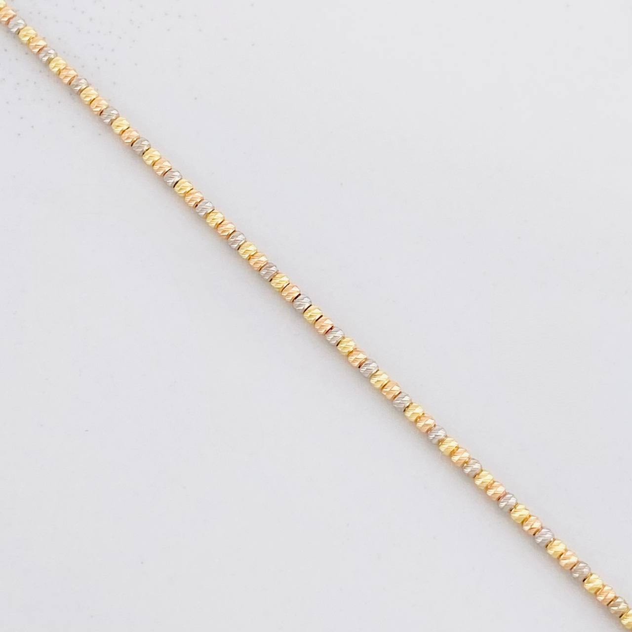 Cadena Aro Seguido Bolas Diamantadas 2.1g / 16 in / 0.6mm Tres Oros 18K