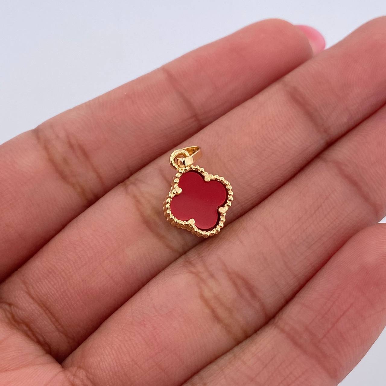 Dije Trebol 1gr / 1.7cm / Agata Roja Oro Amarillo 18K &
