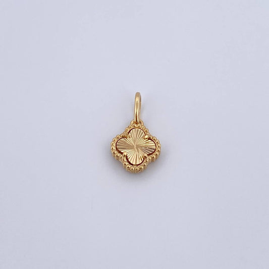 Pendant Clover 1.45gr / 1.6cm / Diamond Cut 18K Yellow Gold &
