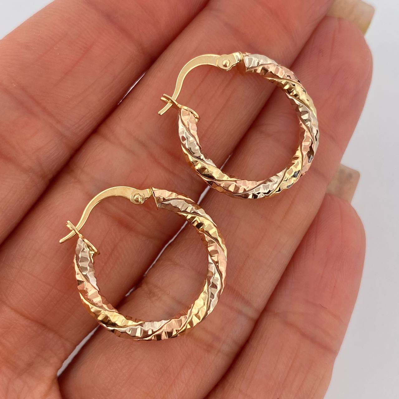 Hoop Earrings Majo 2.15gr / 2.3cm (0.9in) / 18K Gold $