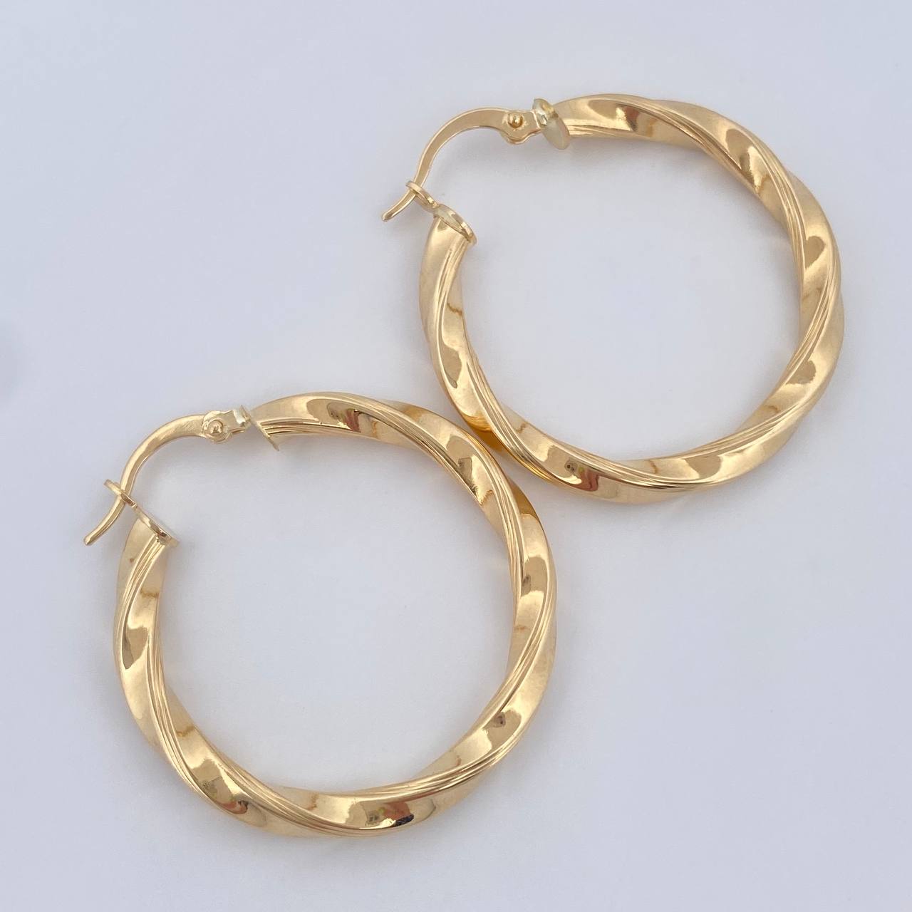 Hoop Earrings Mai 3.6gr / 3.3cm / 18K Gold $