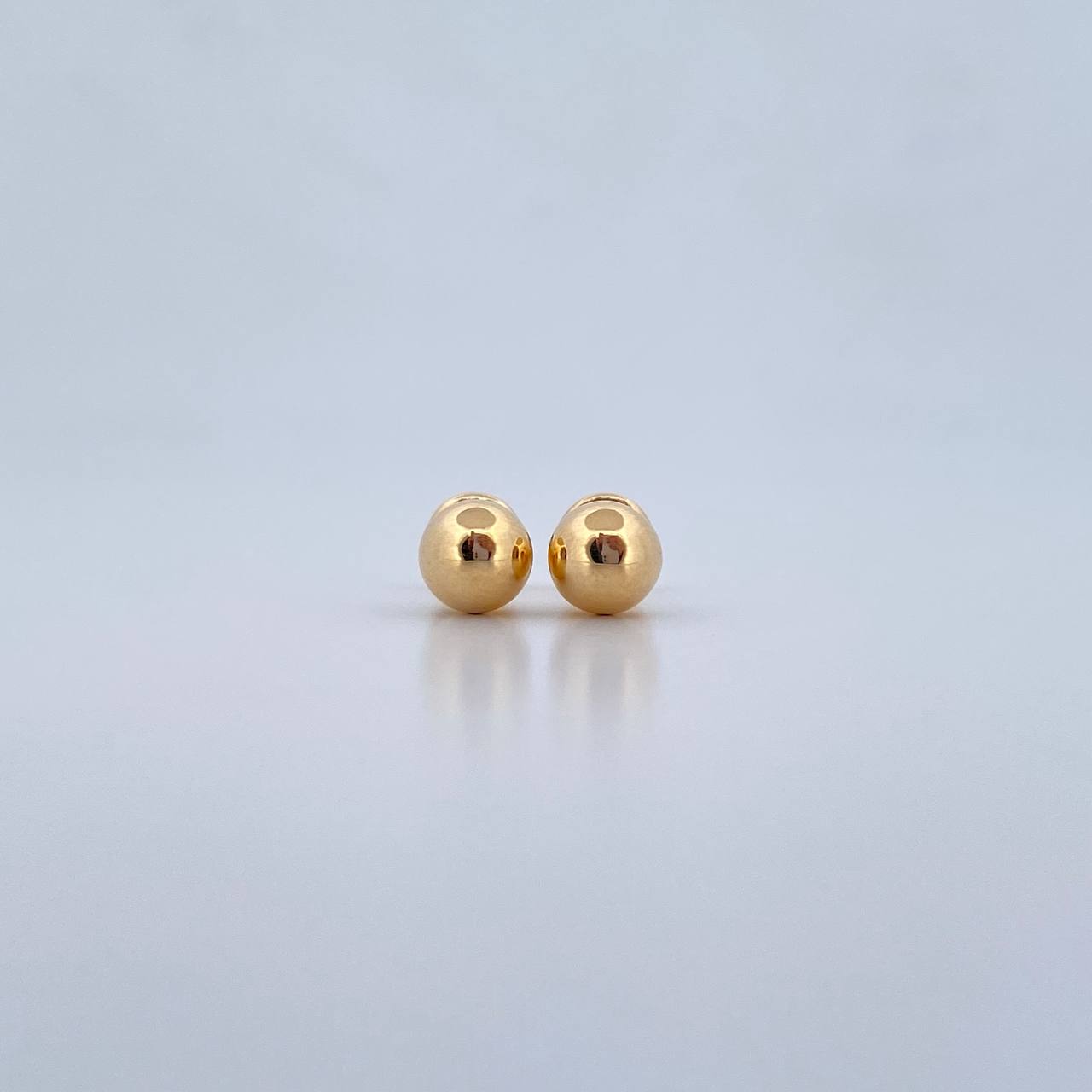 Stud Earrings Bead 0.55gr / 6mm Polished 18K Yellow Gold $