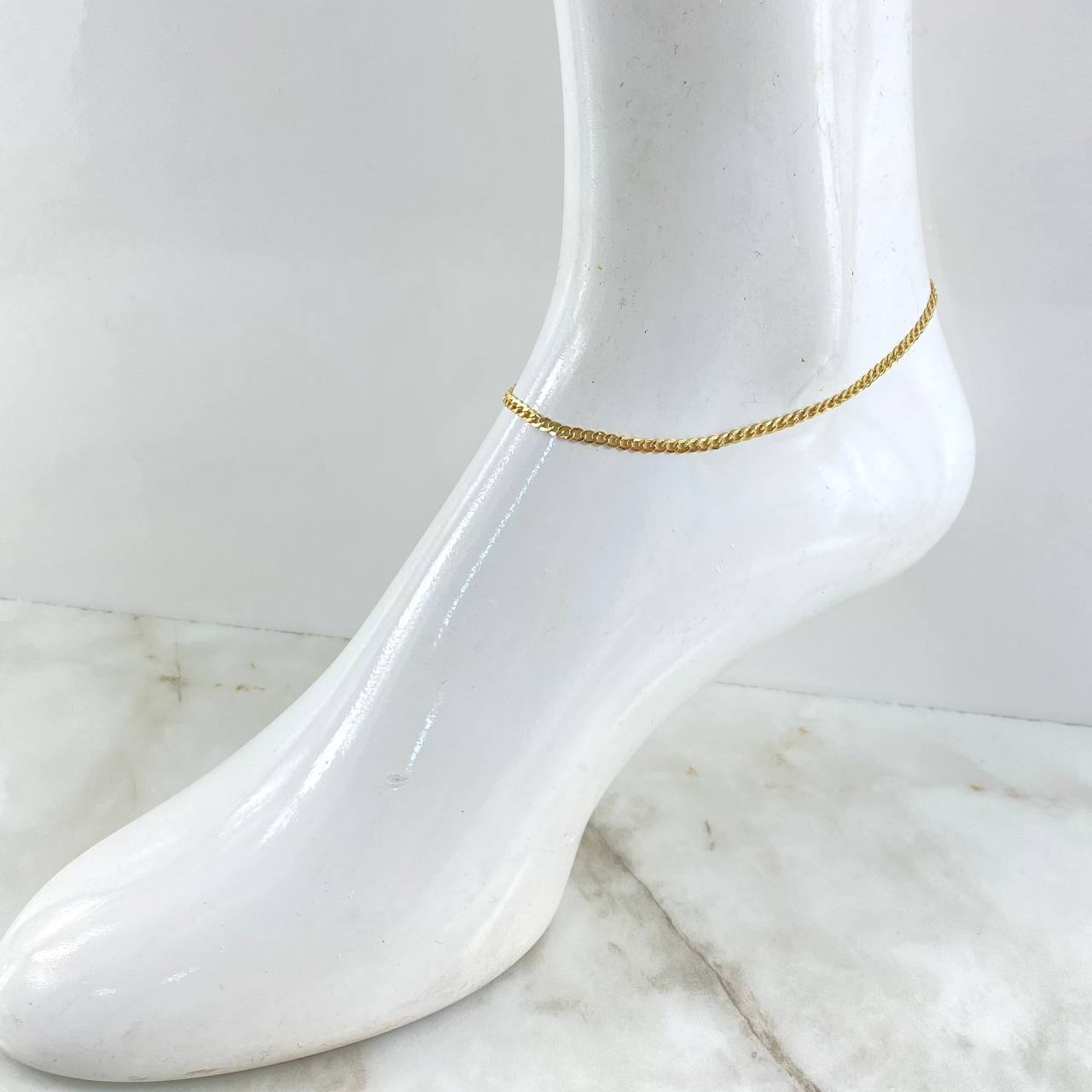 Tobillera Cubana 2.4gr / 9 3/4 in / Oro Amarillo +1 18K !