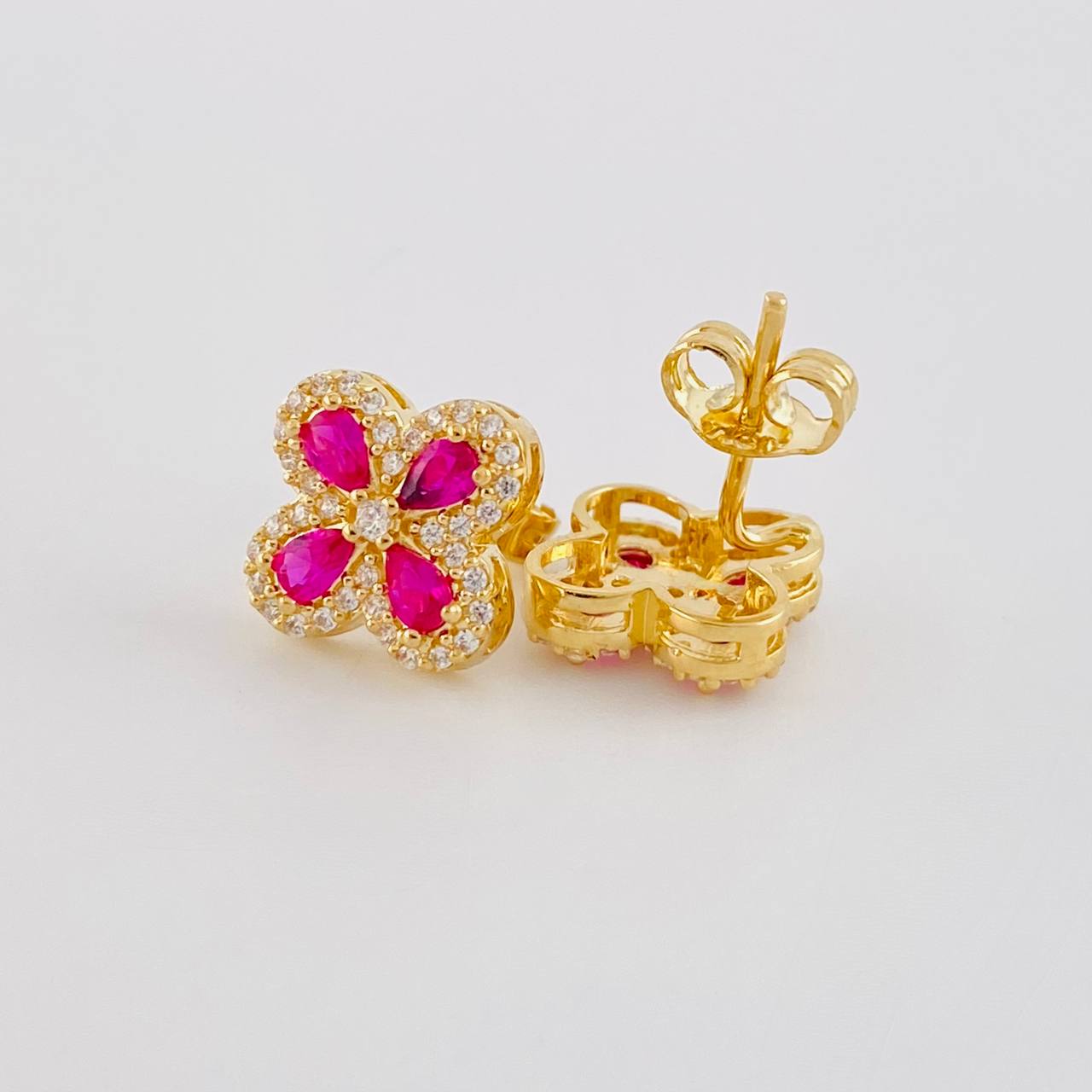 Topos Flor Trebol Tupido 2.45g / in / 9.05mm Oro Amarillo 18K