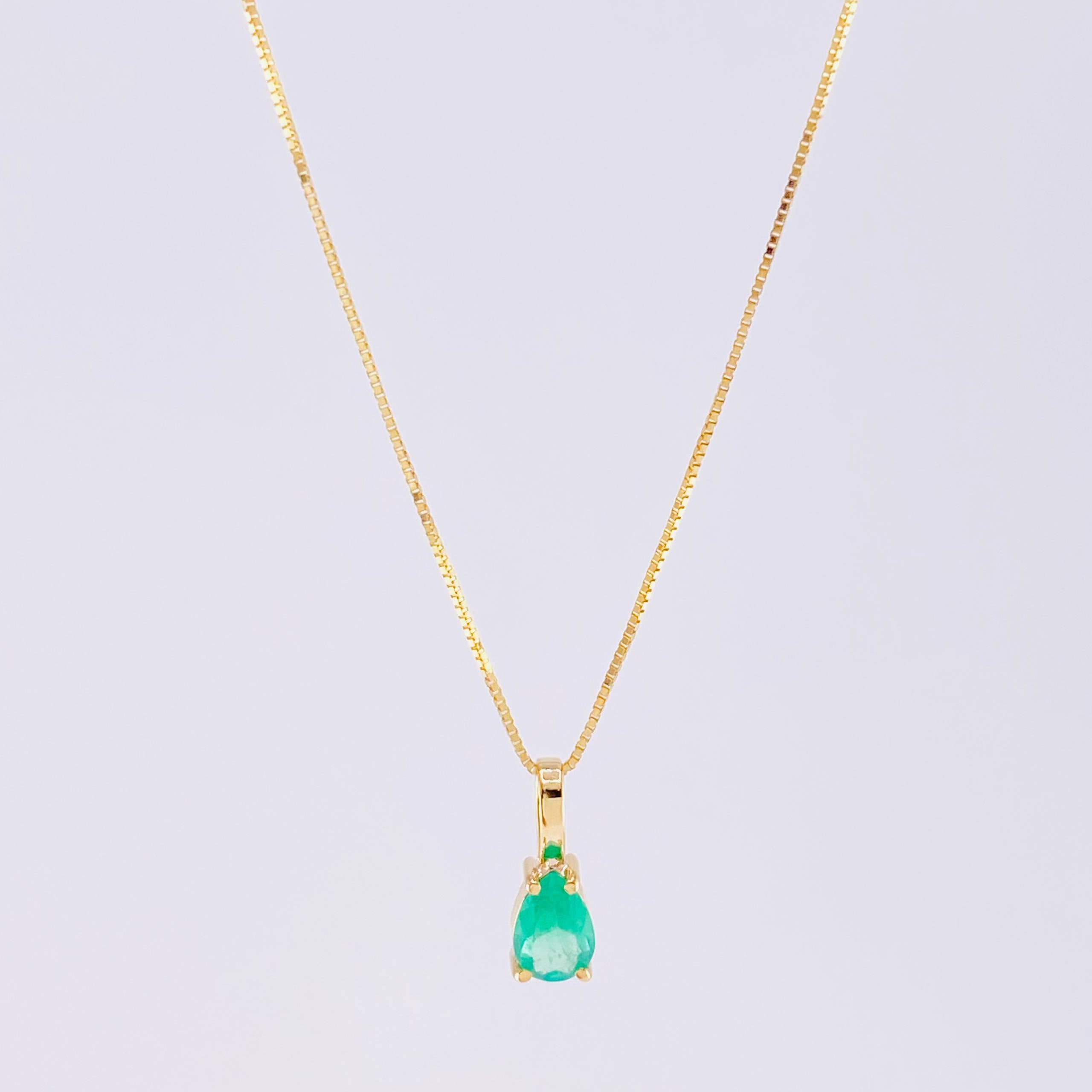 Set Cadena Veneciana + Dije Sencillo Lagrima Esmeralda 19 Pts / 1.05 g / 17 3/4 in Oro Amarillo 18K