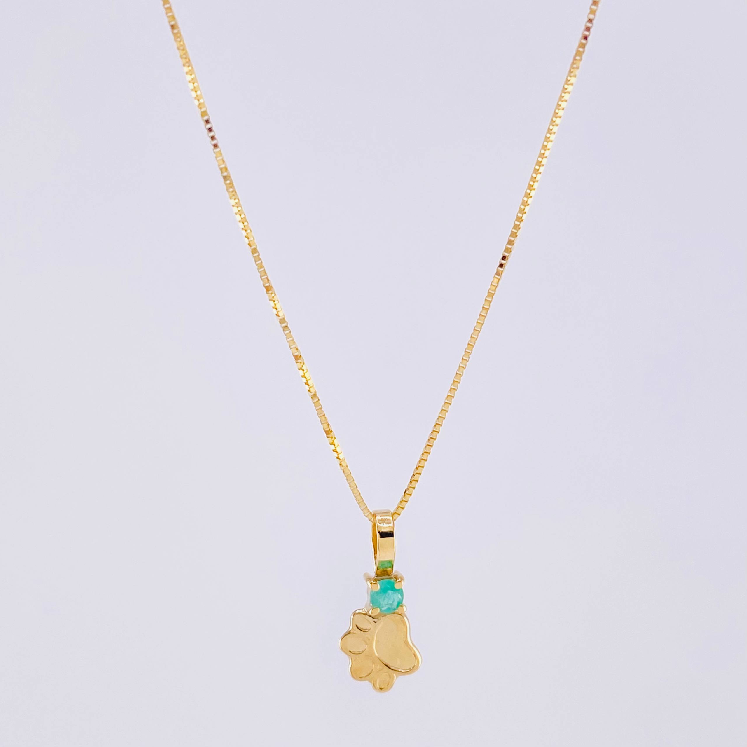 Set Cadena Veneciana + Dije Huellita Esmeralda 3 Pts / 1 g / 17 3/4 in Oro Amarillo 18K
