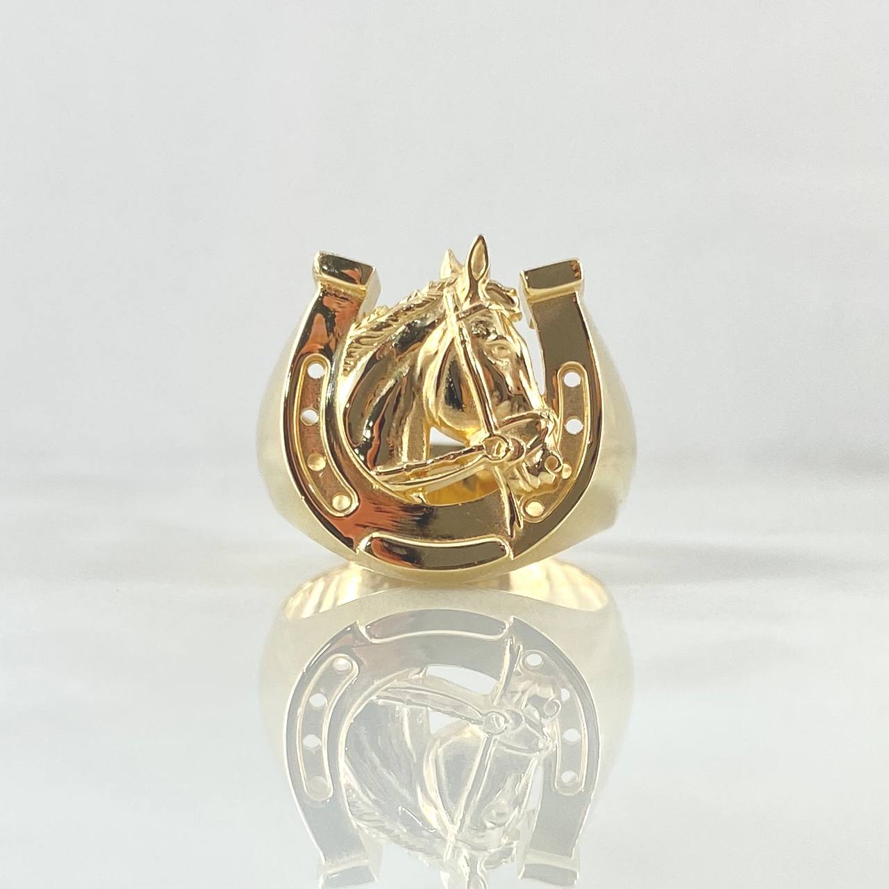 Horseshoe Ring Horse 6.65gr / Size 11 / Smooth 18K Yellow Gold