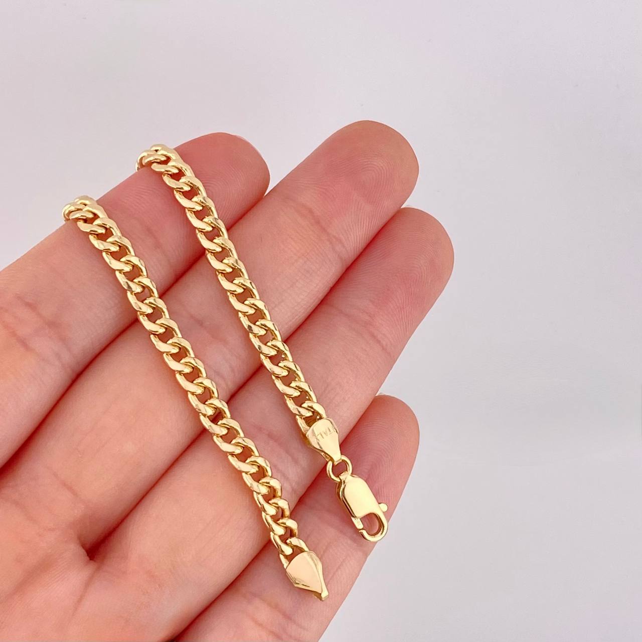 Cuban Links 14.45g / 24 in / 4.3mm 18K Yellow Gold