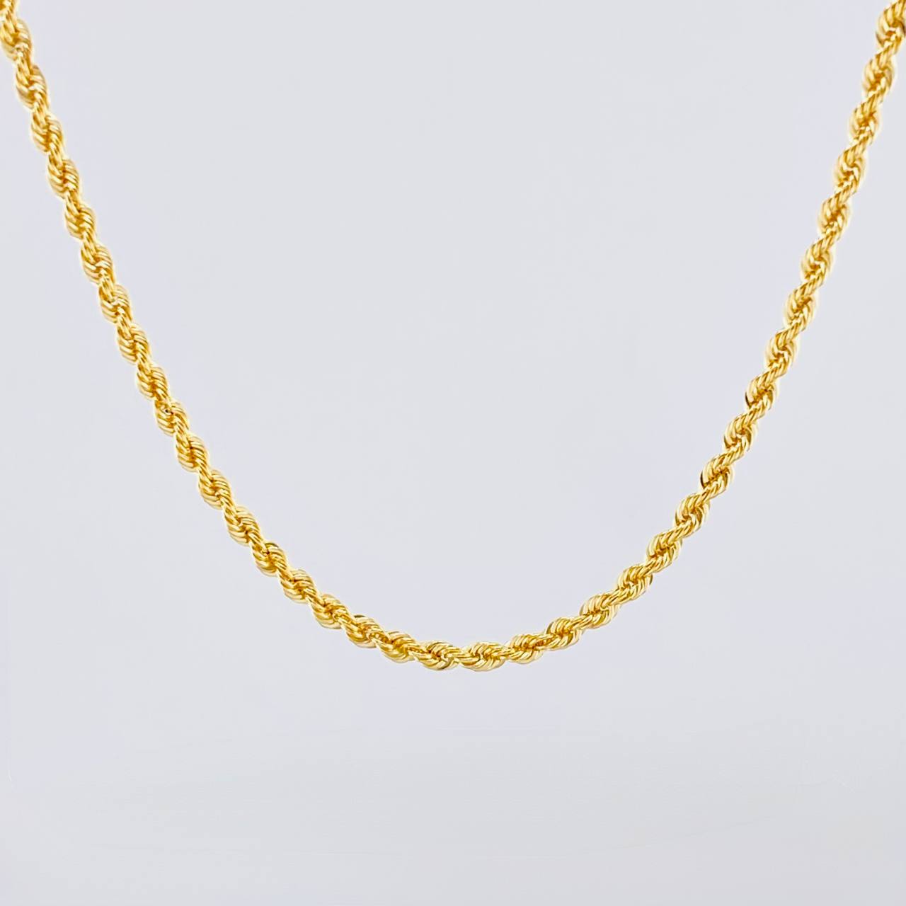 Cadena Lazo 3.9g / 24 in / 2.2mm Oro Amarillo 18K
