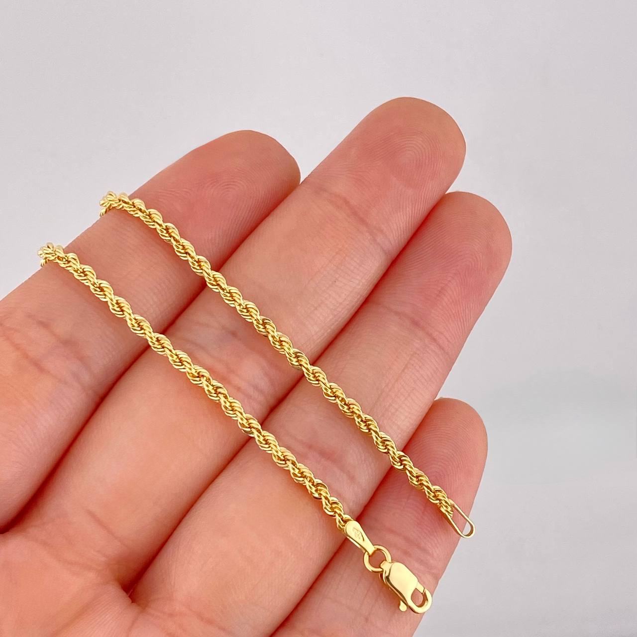 Cadena Lazo 3.9g / 24 in / 2.2mm Oro Amarillo 18K