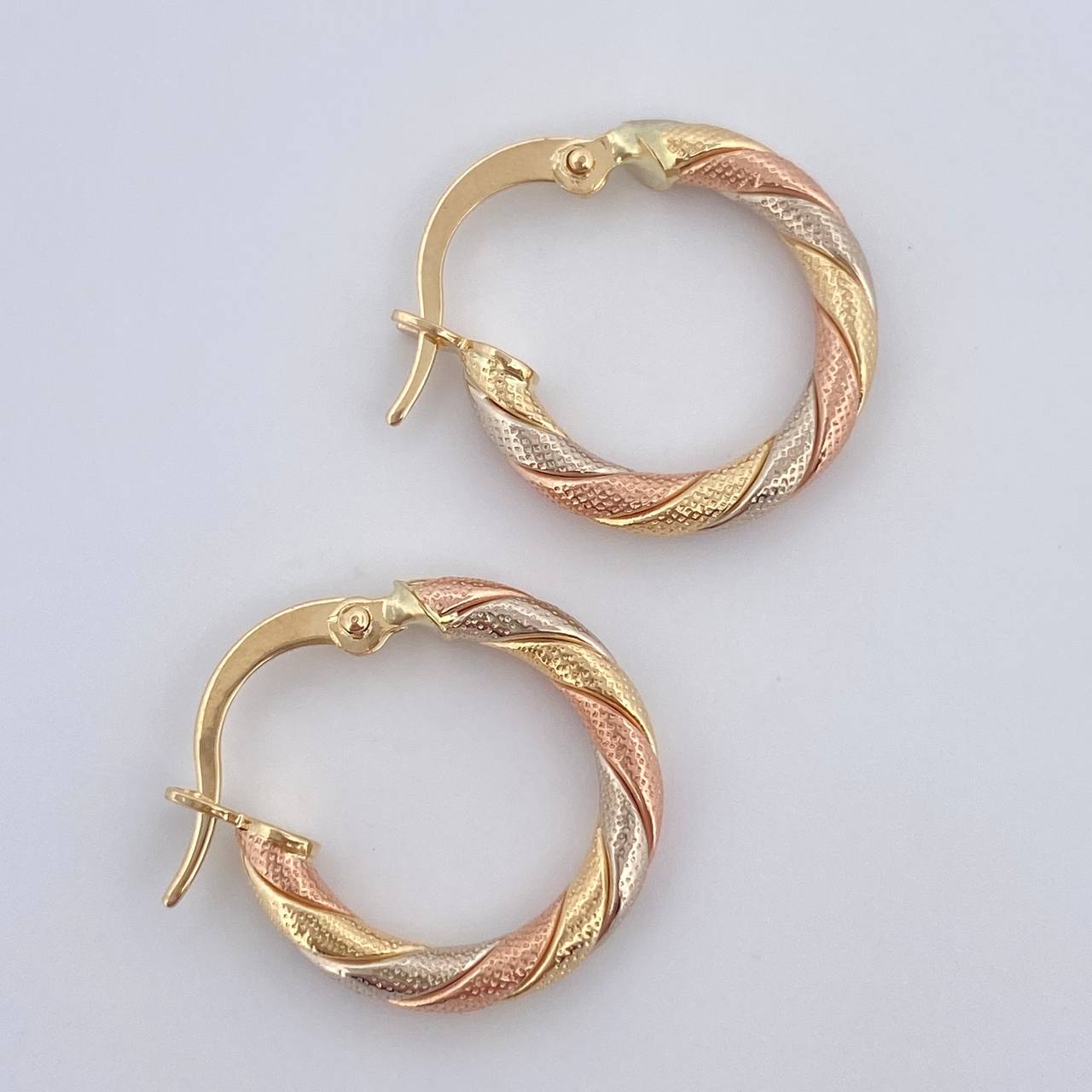 Hoop Earrings Lula 1.35gr / 1.8cm / 18K Gold $
