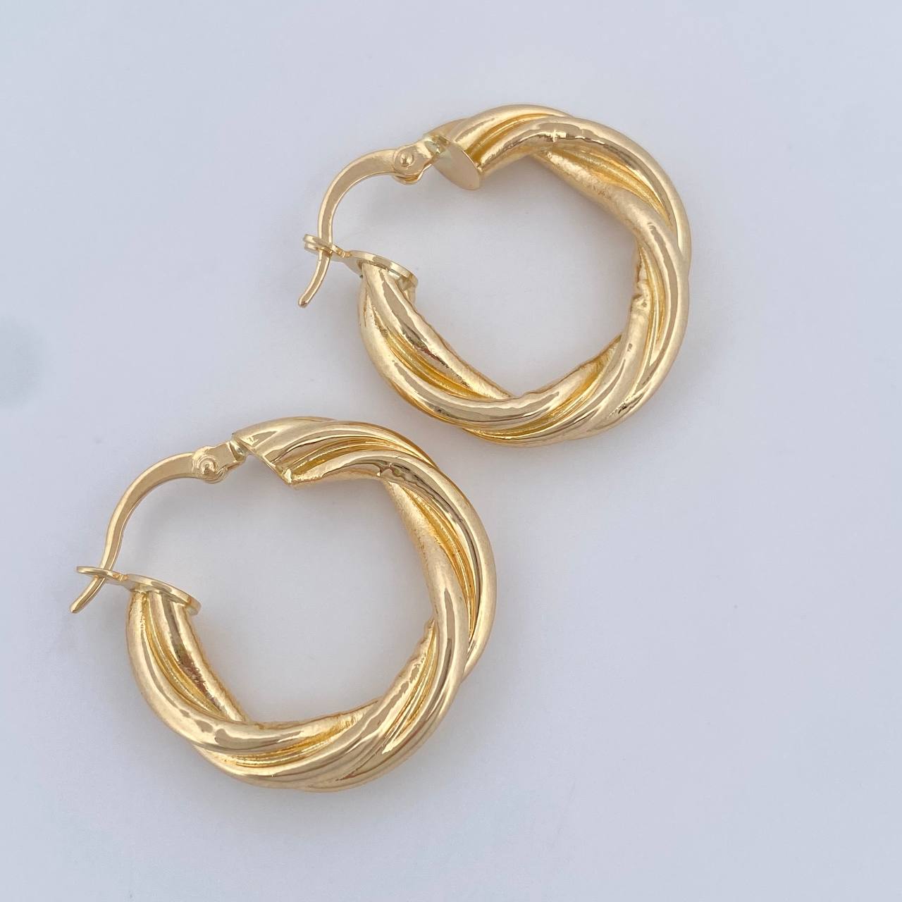 Hoop Earrings Moni 3.6gr / 2.3cm (0.9in) / 18K Gold $