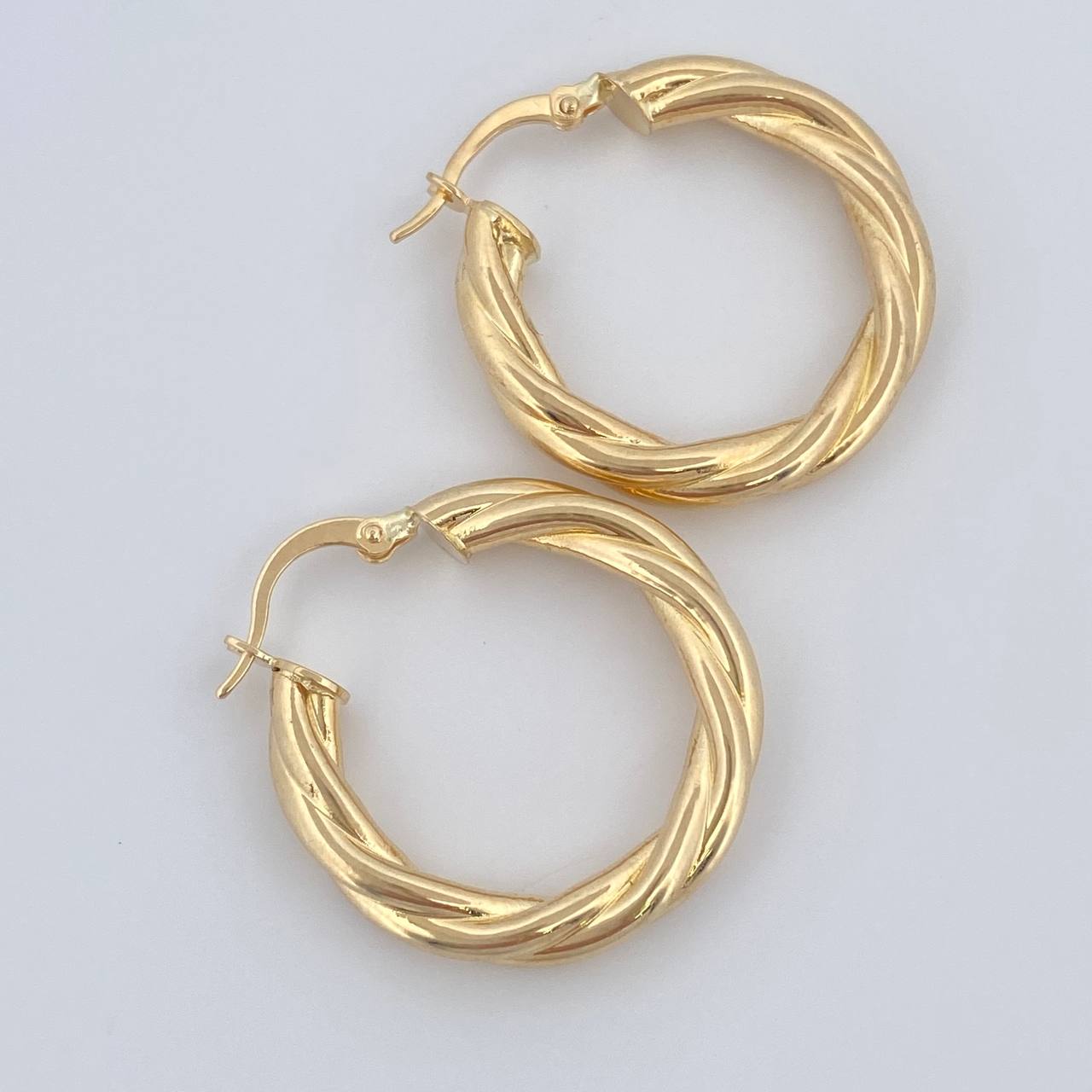 Hoop Earrings Tere 3.65gr / 2.8cm / 18K Gold $