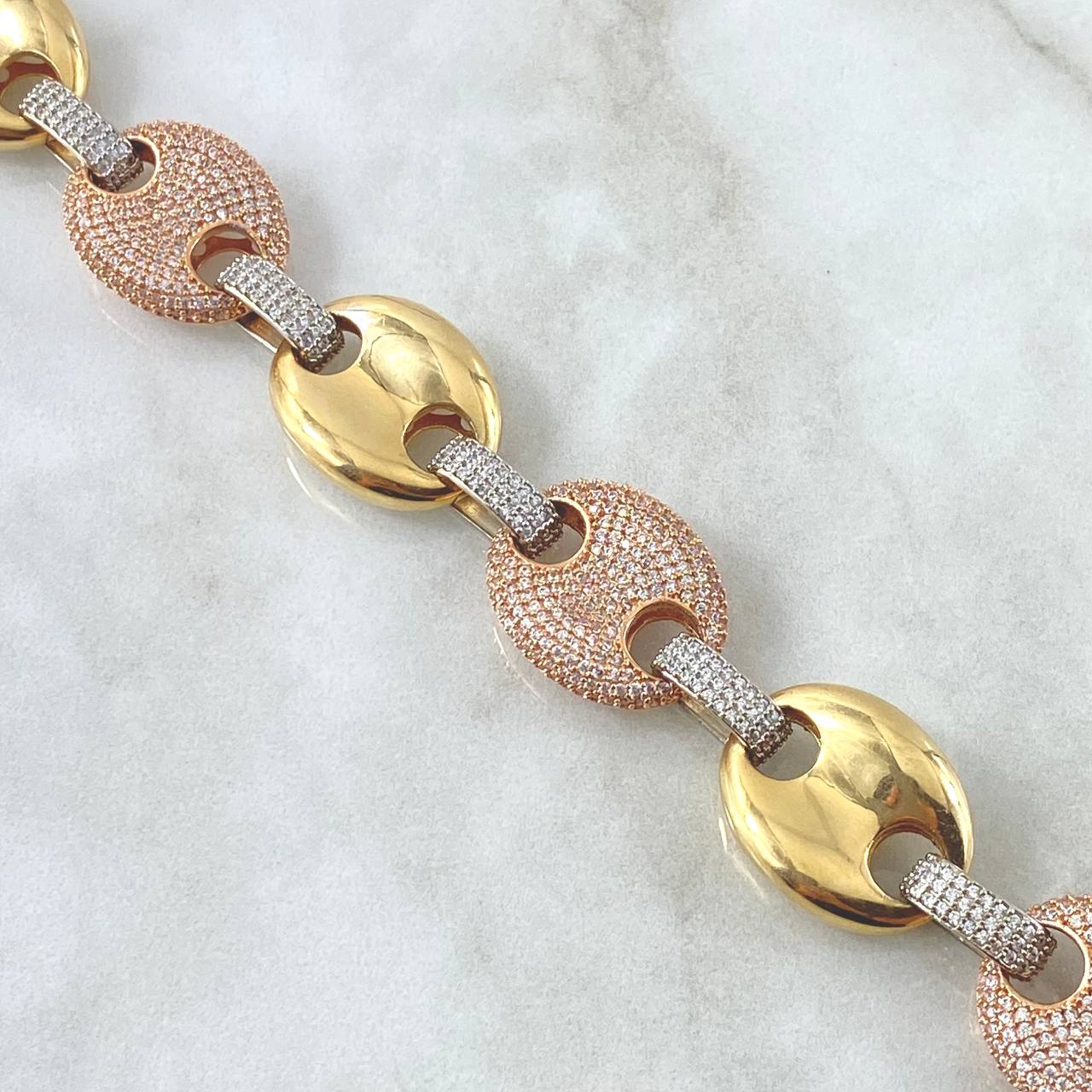 GC Chain 92.65gr / 45cm / 17mm Polished White Zircons Three 18K Golds ©