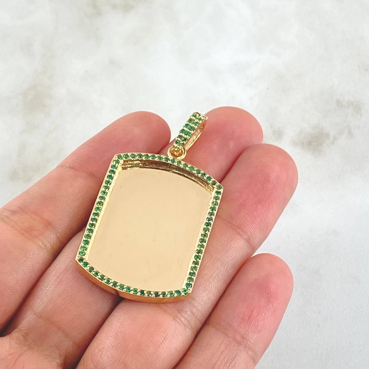 Pendant Rectangular Curved Frame Plate 10.8gr / 4.8cm / Green Zircons 18K Yellow Gold *