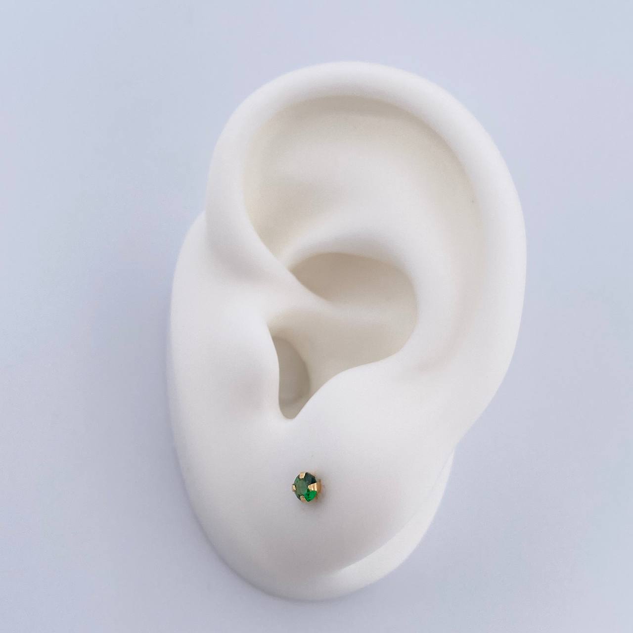 Stud Earrings Four Claws 0.45gr / Green Zircon 18K Yellow Gold &