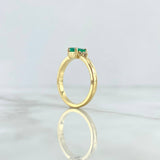 Solitaire Ring Tri 3.9gr / Size 6 3/4 / Emerald 60pts - White Diamonds 8pts 18K Yellow Gold (Jewelry) *