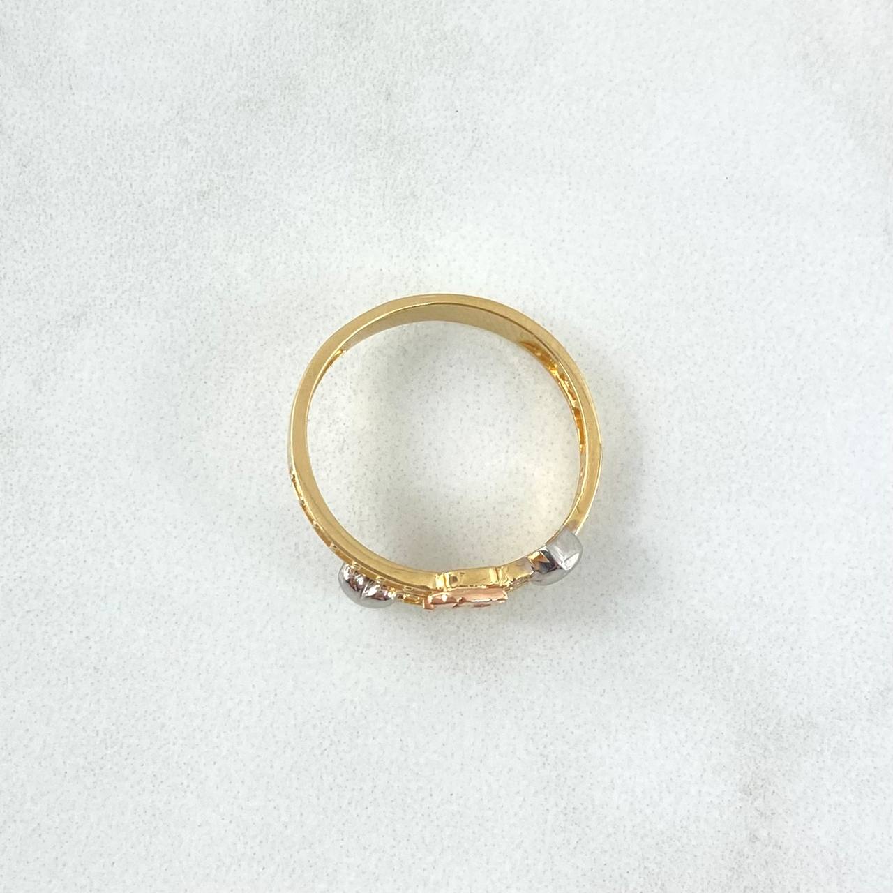 Quince Double Line Heart Ring 3.1gr / Size 7 3/4 / White Zircons Three 18K Golds *