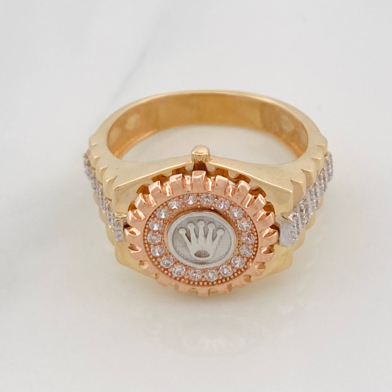 Anillo Corre Corona 6.3 g / T9 3/4 Tres Oros 18K