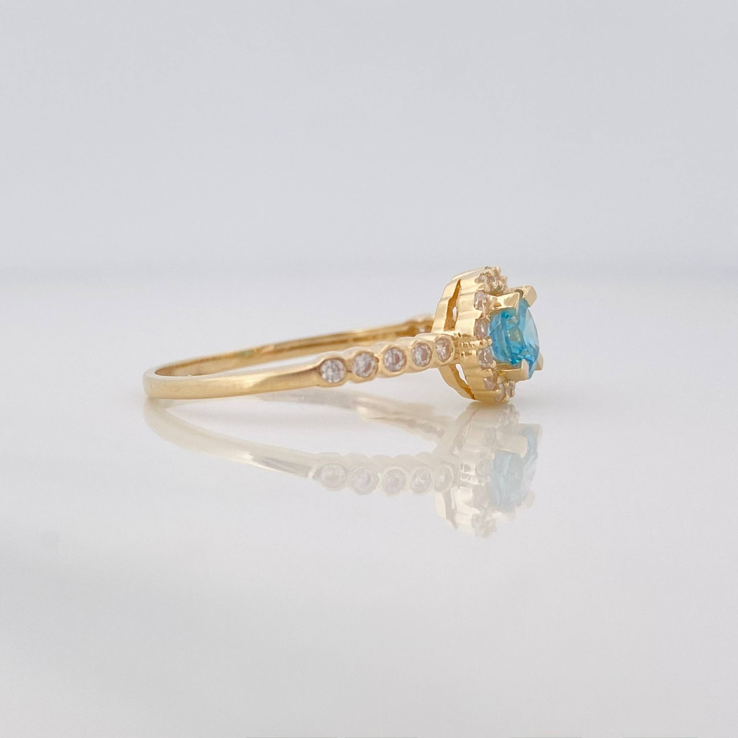 Anillo Halo 2.15g / T6 3/4 Oro Amarillo 18K