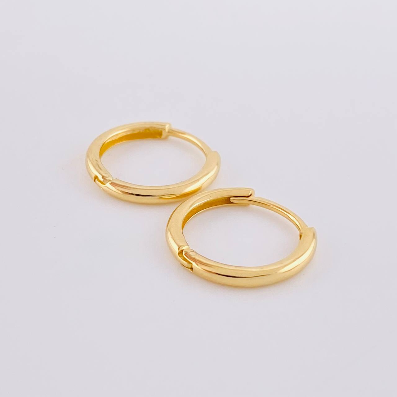 Hoop Earrings Isa 2.9g / 3/4 in Yellow Gold 18K