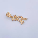 Dije Letra R Corona 1.7gr / 2.7cm / Circones Blancos Oro Amarillo 18K &