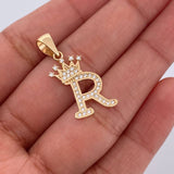 Dije Letra R Corona 1.7gr / 2.7cm / Circones Blancos Oro Amarillo 18K &