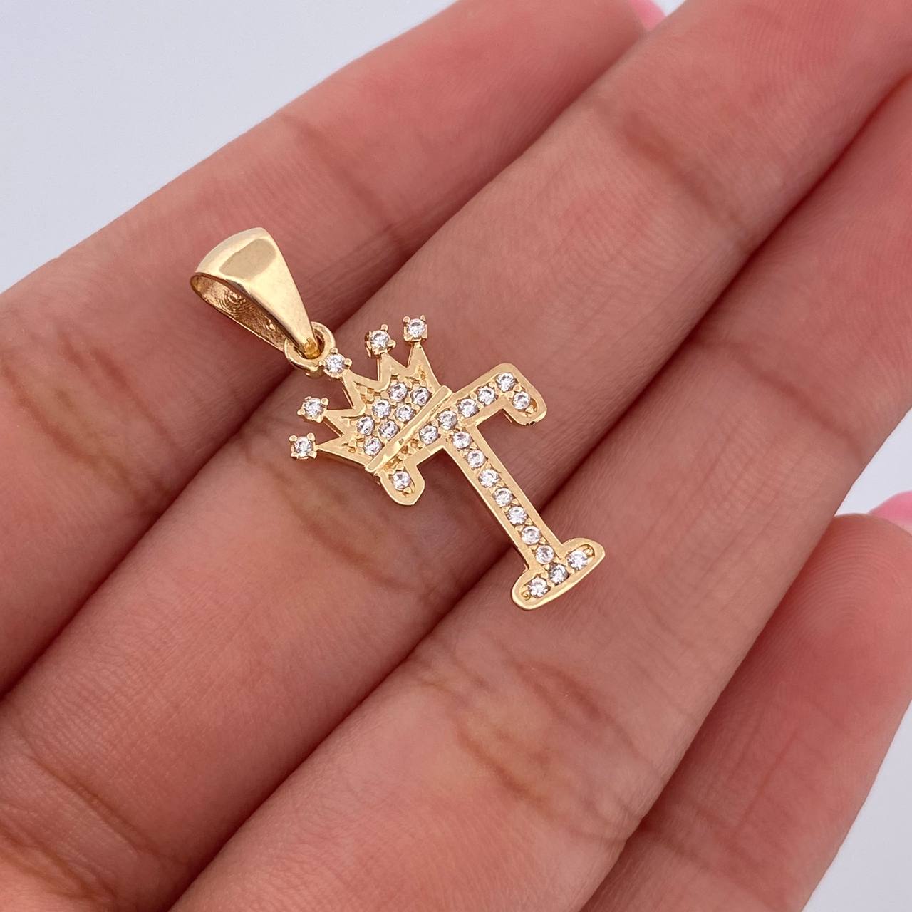 Pendant Letter T Crown 1.25gr / 2.6cm / White Zircons 18K Yellow Gold &