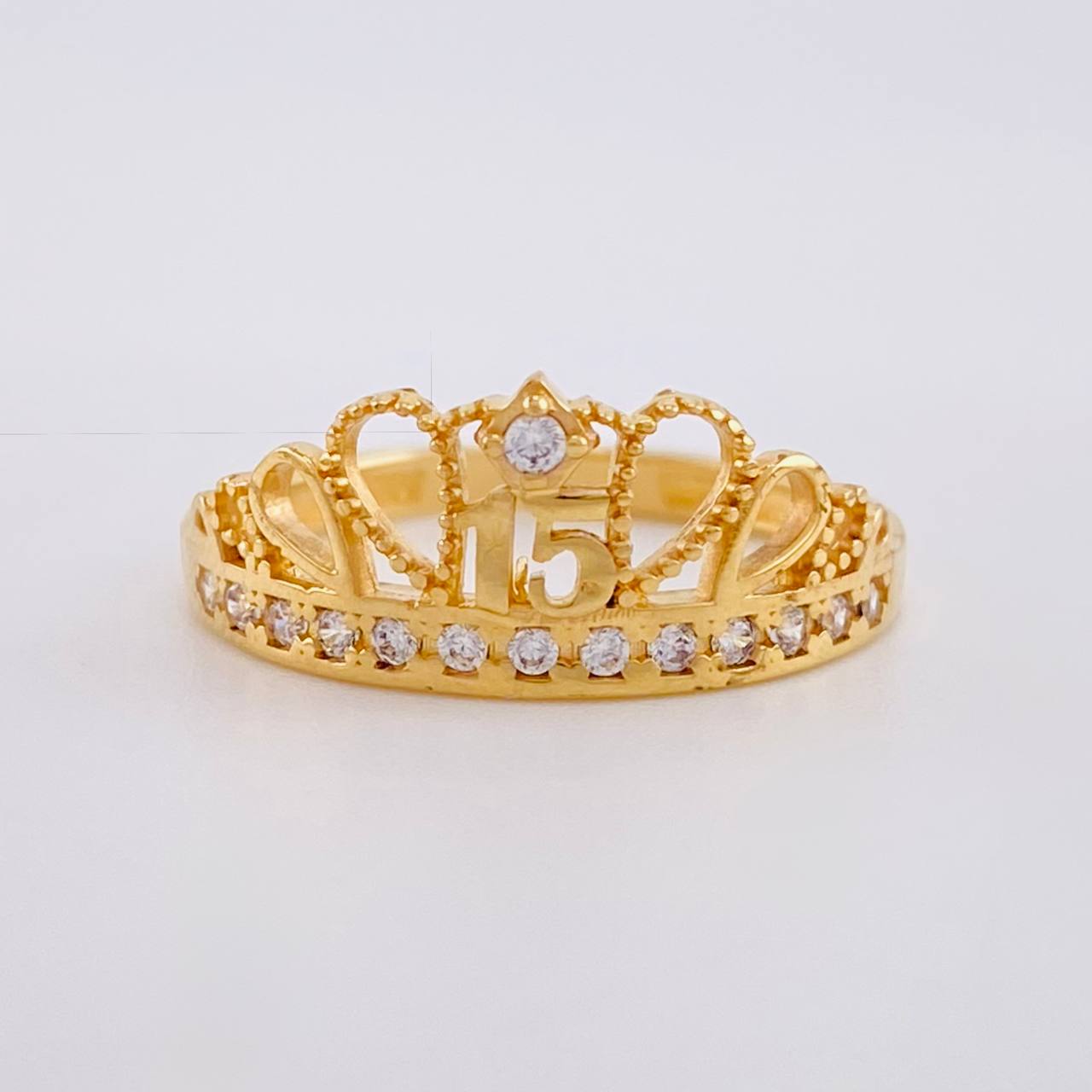 Anillo Corona 15´s 2.95g / T7 3/4 Oro Amarillo 18K