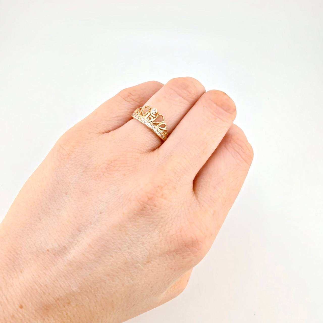Anillo Corona 15´s 2.95g / T7 3/4 Oro Amarillo 18K
