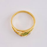 Curved Embrace Ring 2.95g / Size 8 Yellow Gold 18K