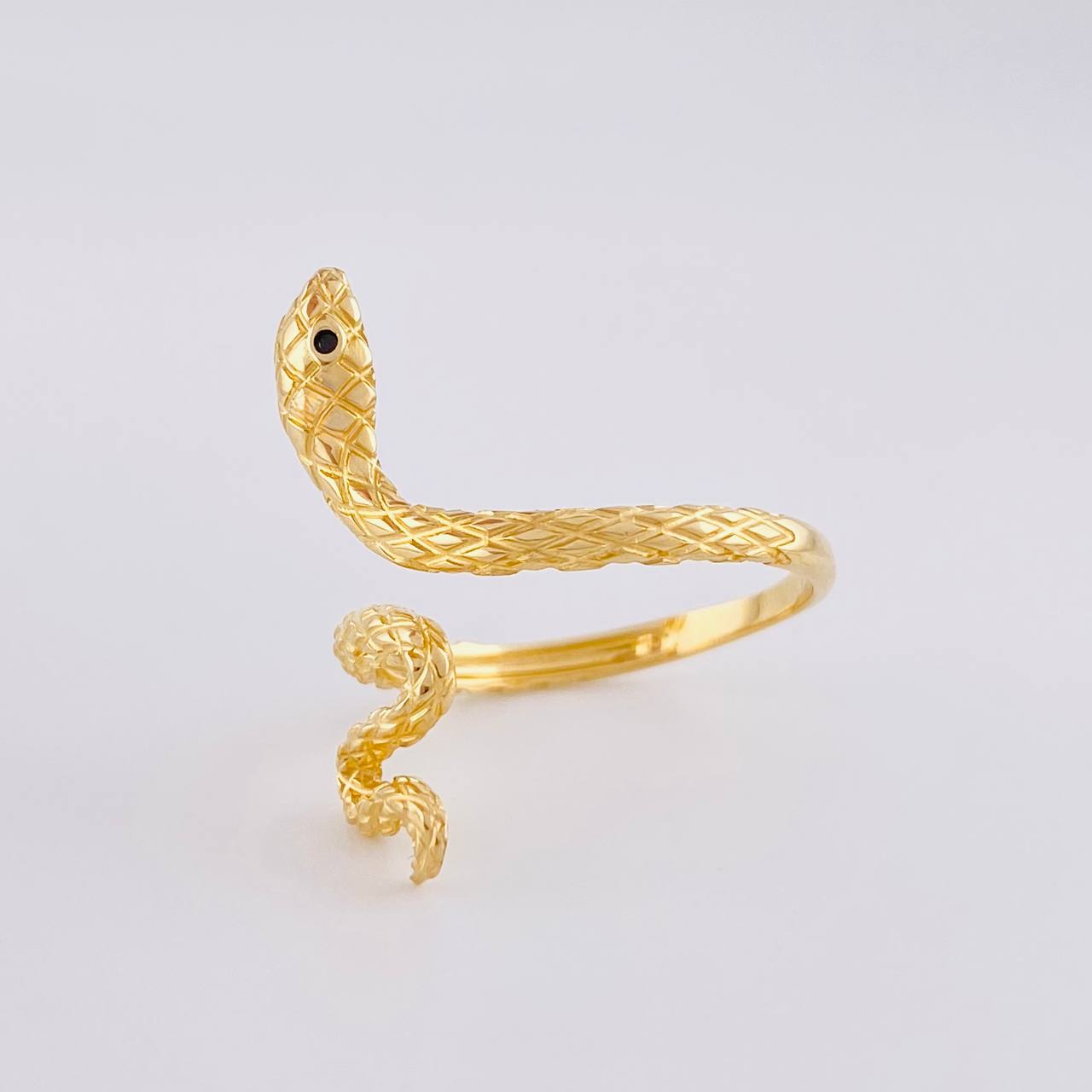 Anillo Serpiente 3g / T6 1/2 Oro Amarillo 18K