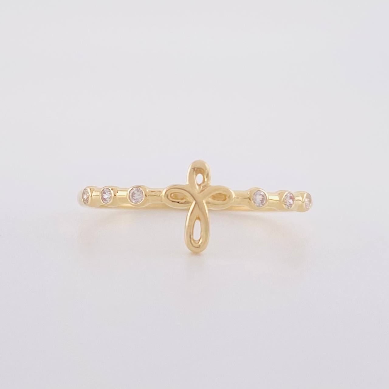 Cross Silhouette Ring 1.3g / Size 7 Yellow Gold 18K