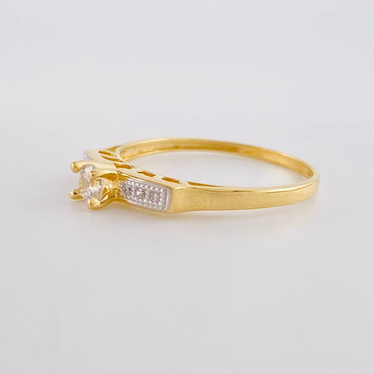 Basket Solitaire Ring Dense 1.75g / T7 1/2 Yellow Gold 18K