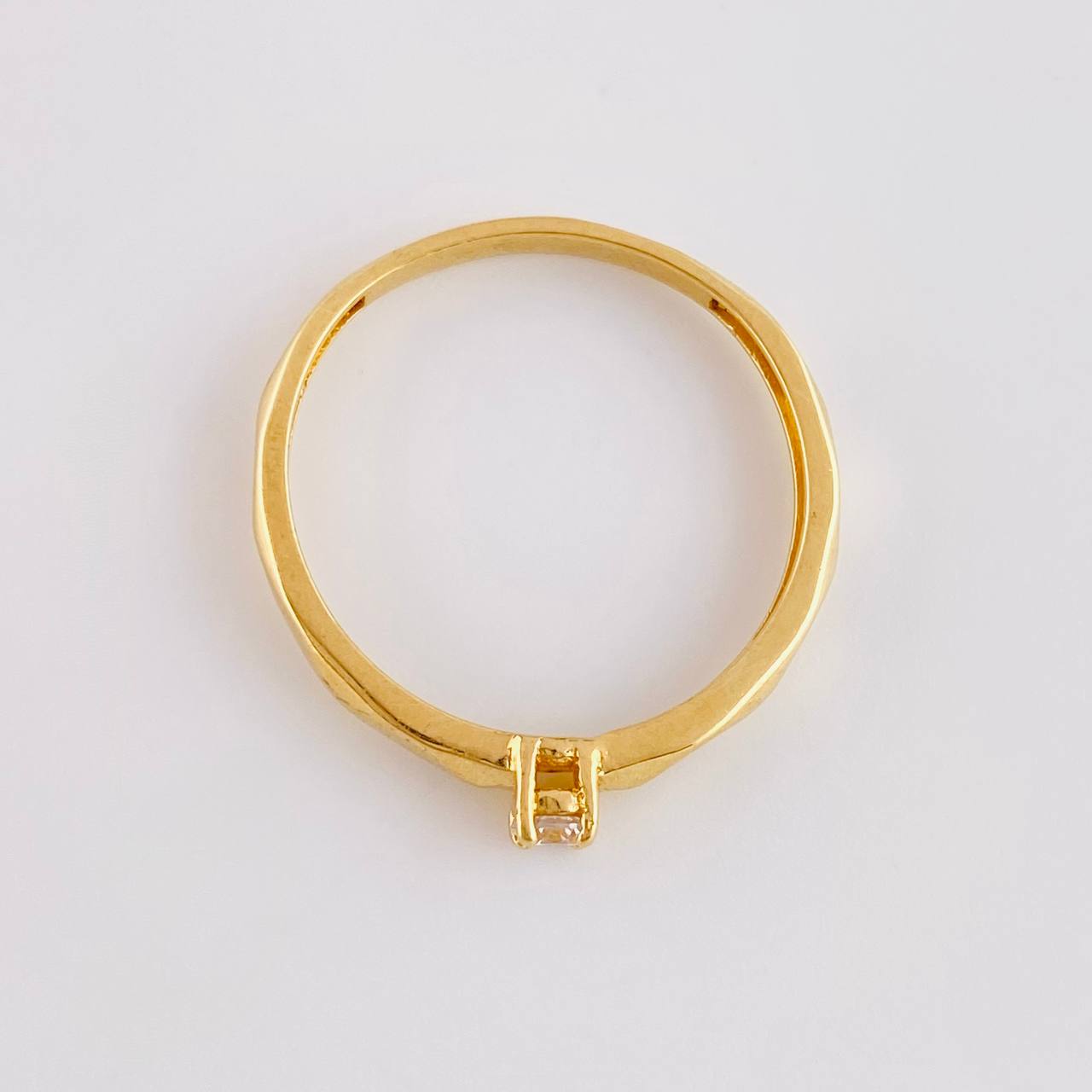 Anillo Solitario 1.85g / T7 3/4 Oro Amarillo 18K