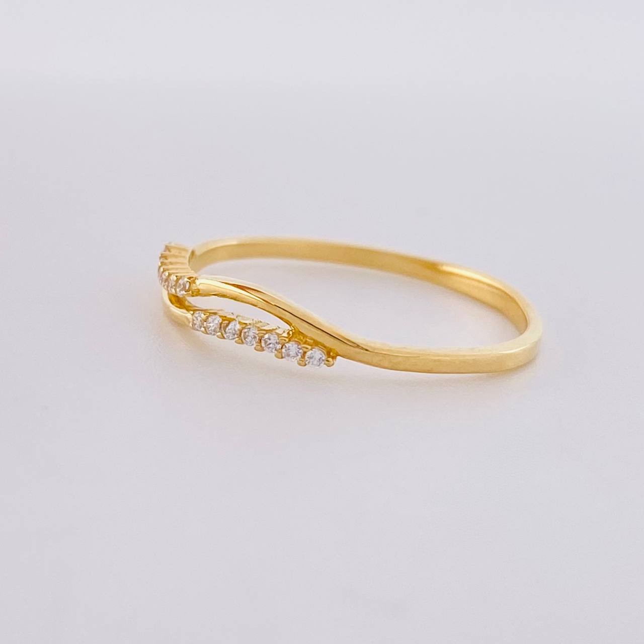 Anillo Lineas curved 1.25g / T7 1/4 Oro Amarillo 18K
