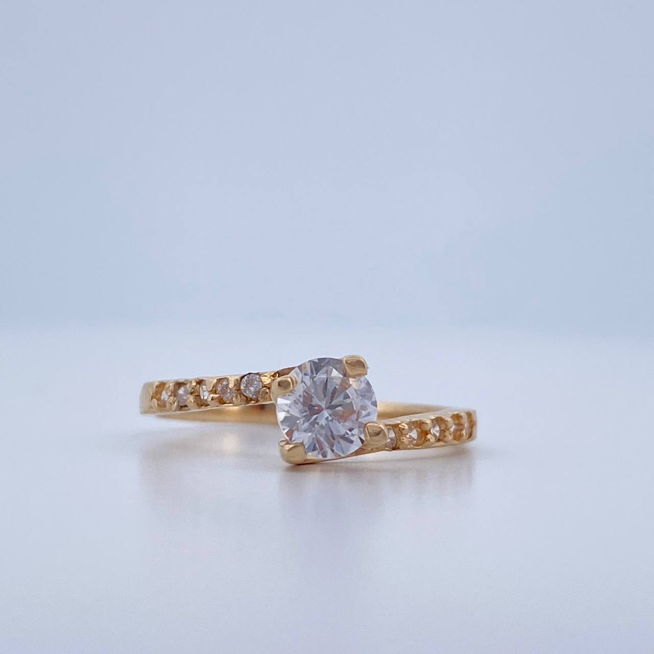 Anillo Lineas Invertidas 1.75gr / T5 3/4 / Oro Amarillo 18K $